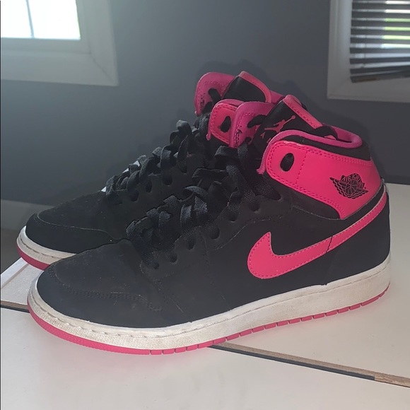 pink black 1s